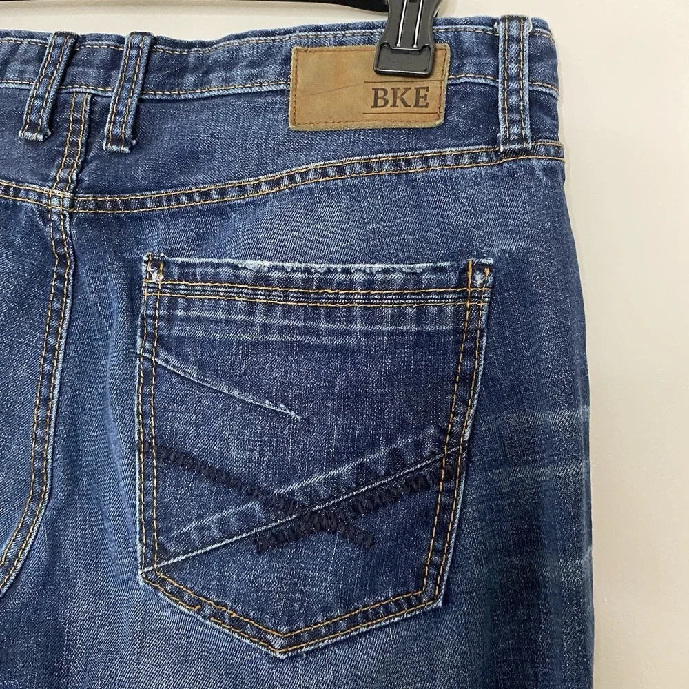 BKE Derek Straight Leg Jeans‎ Men's 36R 36x32 Dark Blue Wash Denim Button Fly